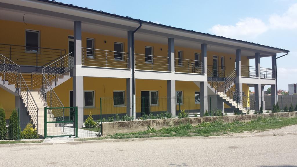 Promenád apartmán Veľký Meder Exterior foto