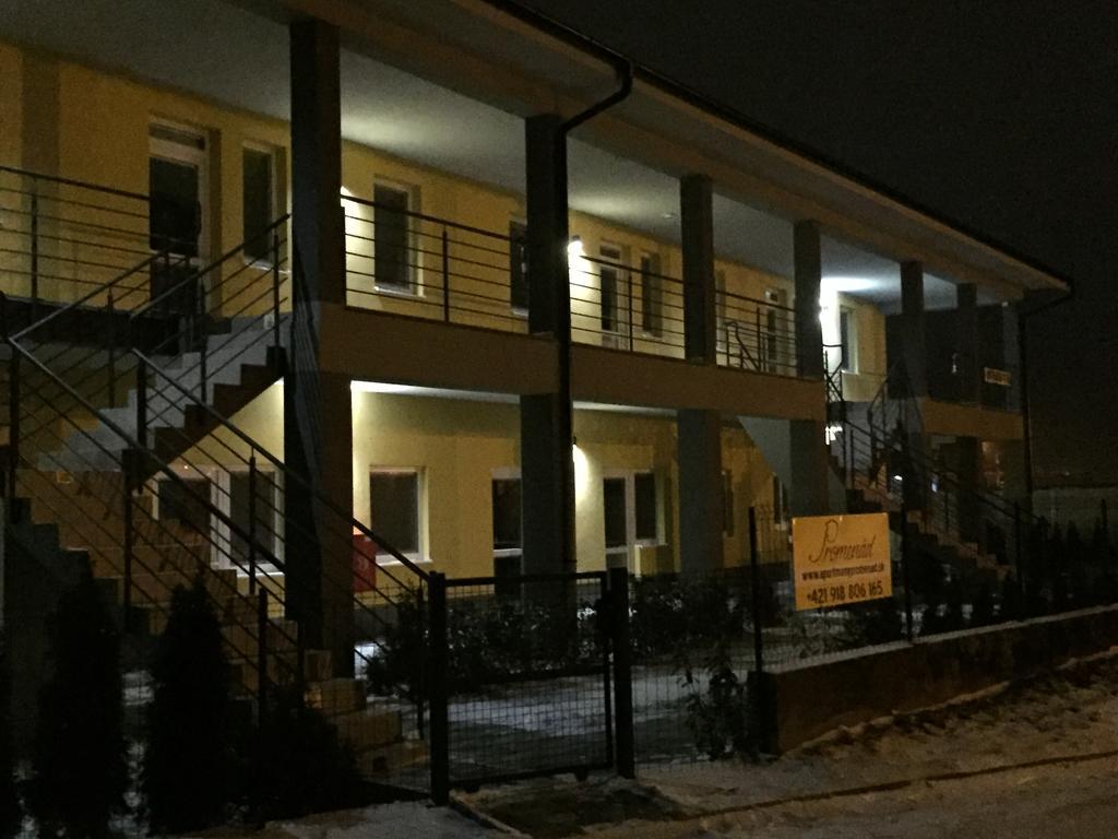Promenád apartmán Veľký Meder Exterior foto